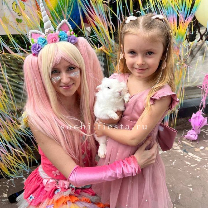 Шоу с кроликом в Великом Новгороде