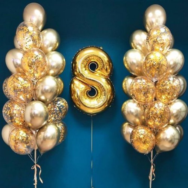 Цифра с фонтанами шаров  в Великом Новгороде