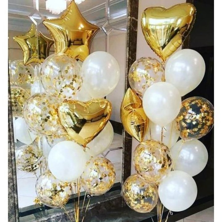 Фонтан шаров "Привет, это я" в Великом Новгороде