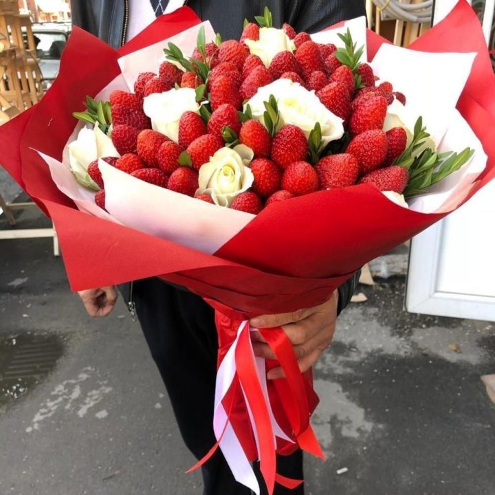 Клубника со сливками №1 в Великом Новгороде