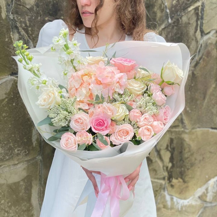 Дизайнерский букет №26 в Великом Новгороде