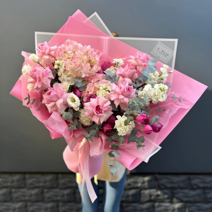 Дизайнерский букет №25 в Великом Новгороде