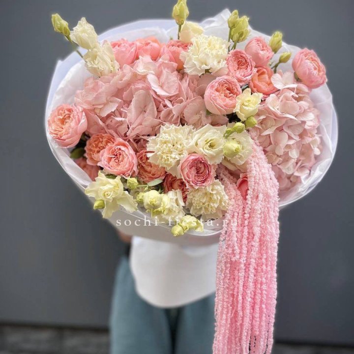  Букет "Каскад" в Великом Новгороде