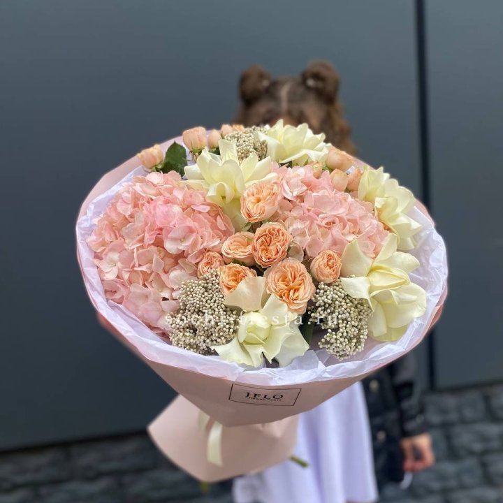  Букет  "Сеньёра" в Великом Новгороде