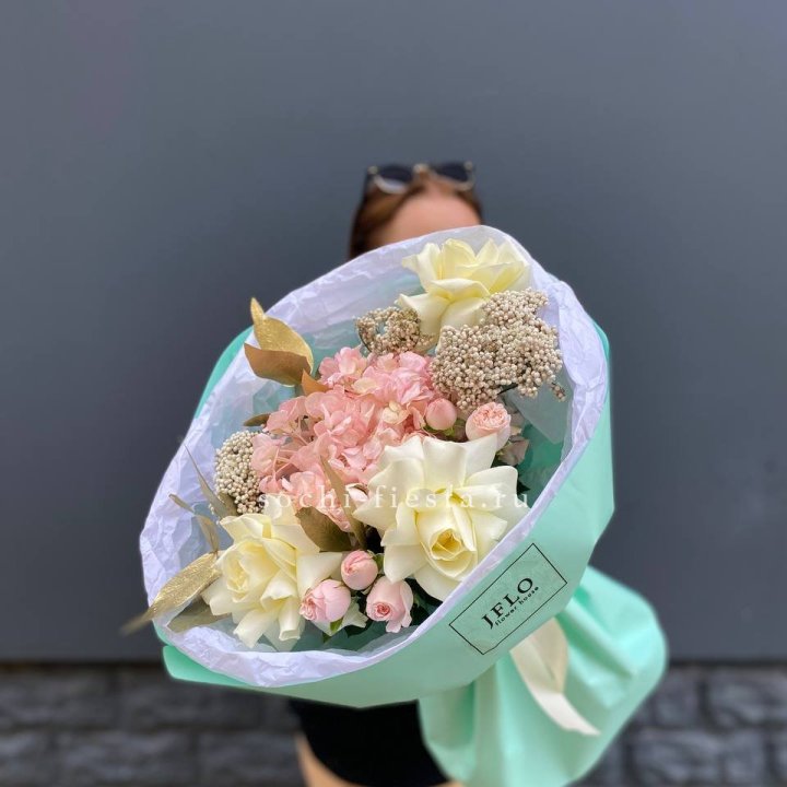 Букет "Белые ночи" в Великом Новгороде