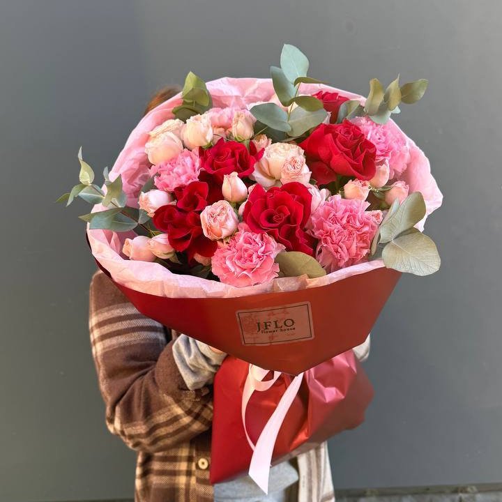 Букет "Первая любовь" в Великом Новгороде