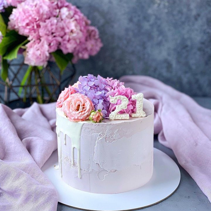 Торт с цифрой в Великом Новгороде