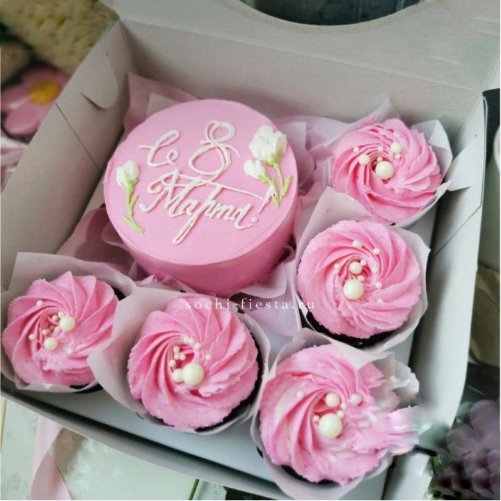 Капкейки и бенто-торт "8 марта!" в Великом Новгороде