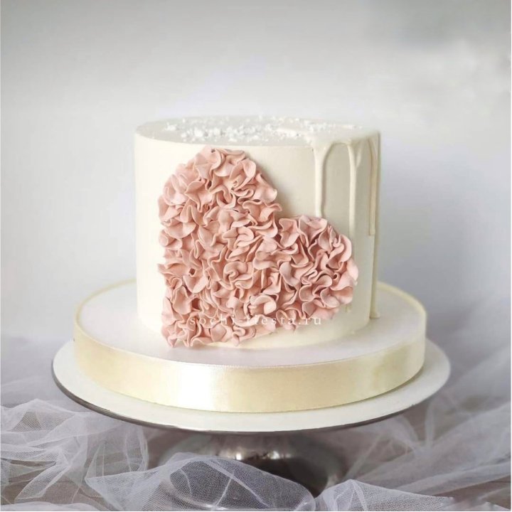 Торт "Сердце" в Великом Новгороде