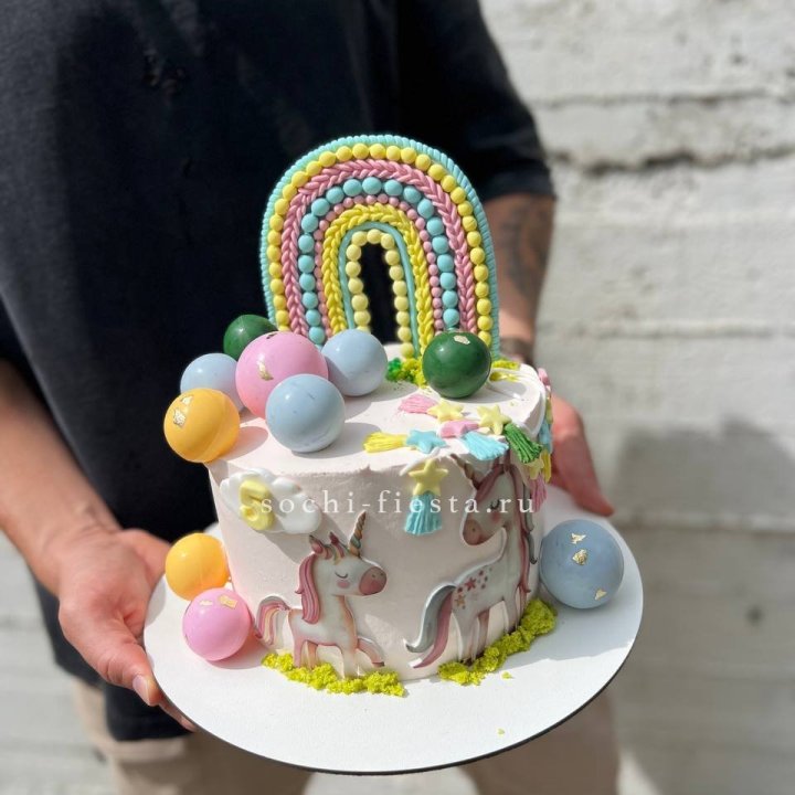 Торт "Радуга с единорогом" с доставкой в Великом Новгороде
