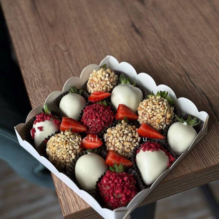 Клубника в шоколаде 12 ягод №2 в Великом Новгороде