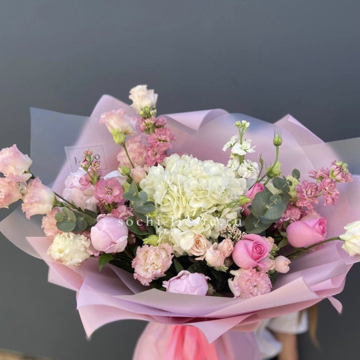 Дизайнерский букет "Фламинго" в Великом Новгороде