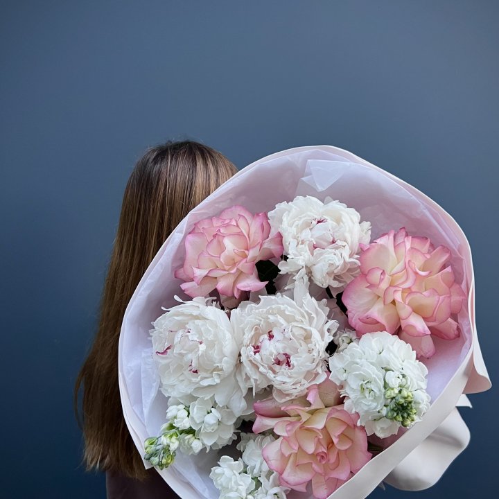  Букет "Кени" в Великом Новгороде