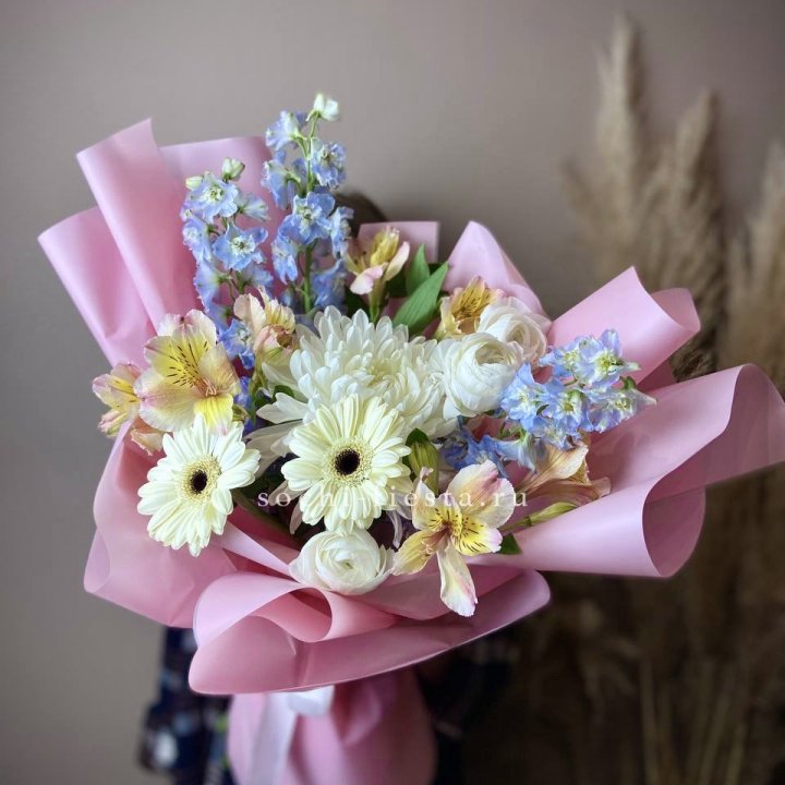 Букет весенний в Великом Новгороде