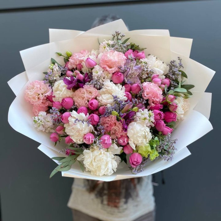 Дизайнерский букет №10 в Великом Новгороде