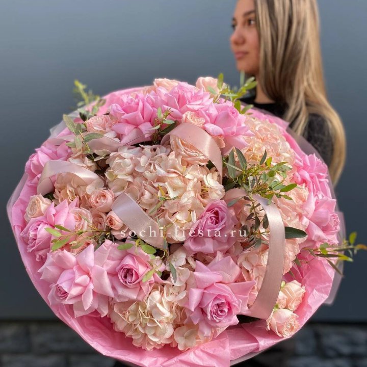  Букет "Миракола" с доставкой в Великом Новгороде