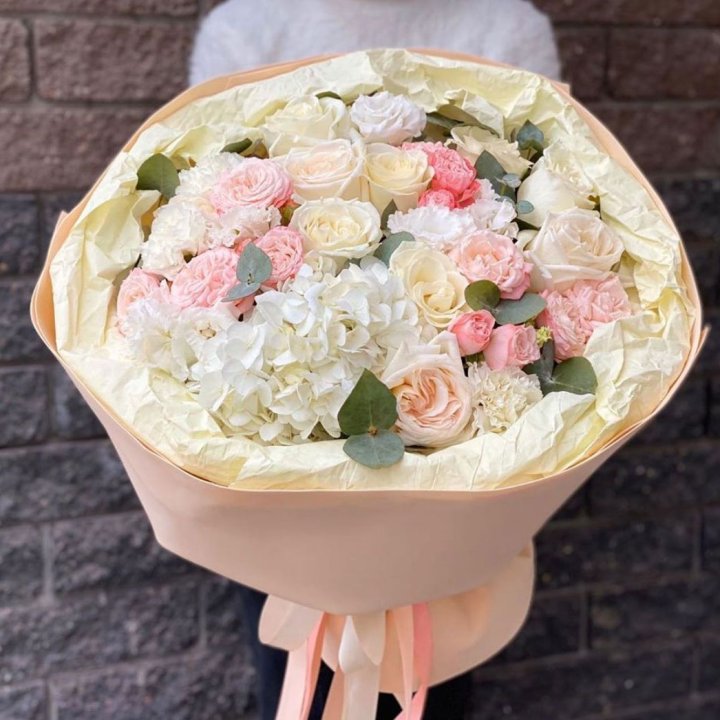 Букет-облако №1 в Великом Новгороде