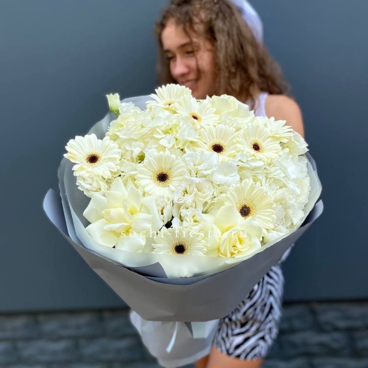  Букет "Вайт люксур" в Великом Новгороде