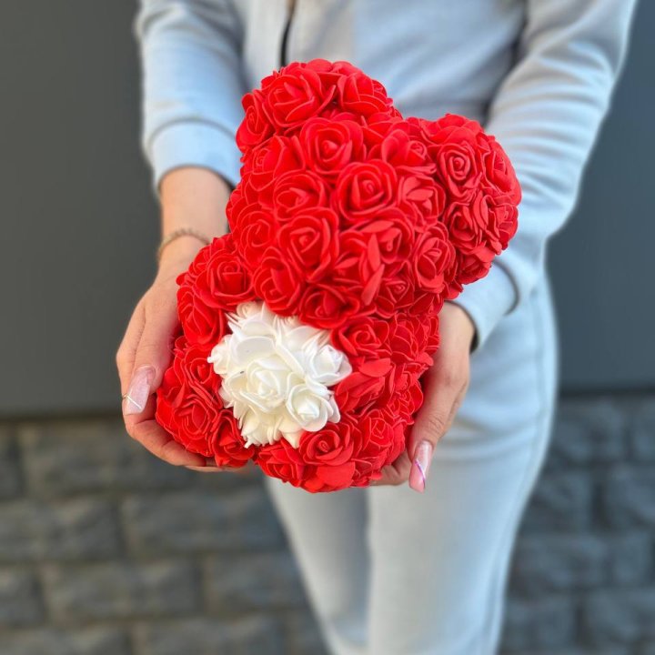 Медведь с белым сердцем в Великом Новгороде