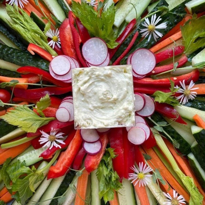 Бокс «Овощной аперитив» в Великом Новгороде