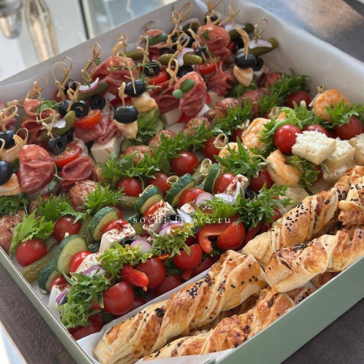 Бокс «Пикник» в Великом Новгороде