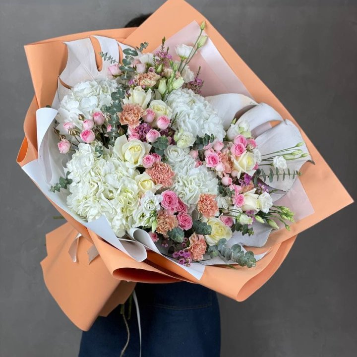 Макси-букет кремовый в Великом Новгороде