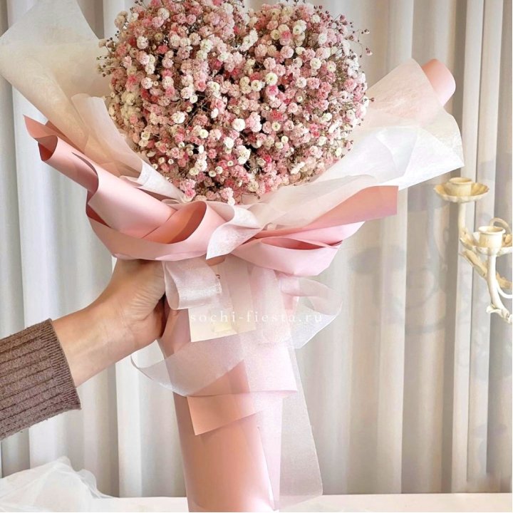 Сердце из гипсофилы  в Великом Новгороде