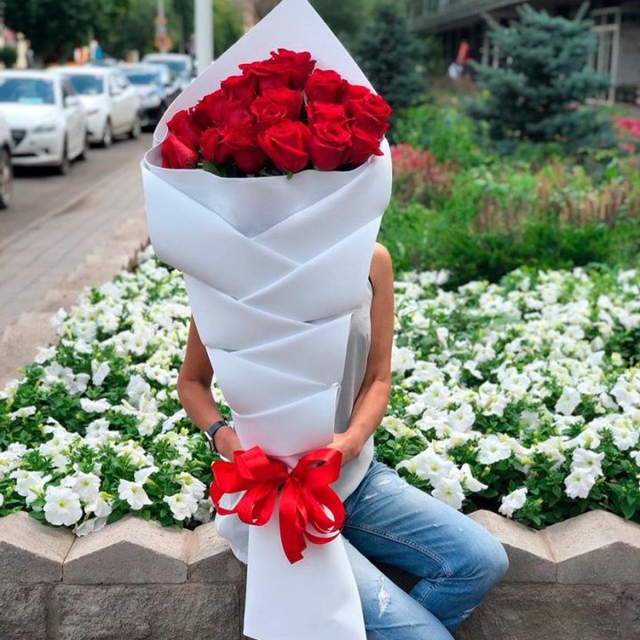 Высокие розы Кантри в Великом Новгороде