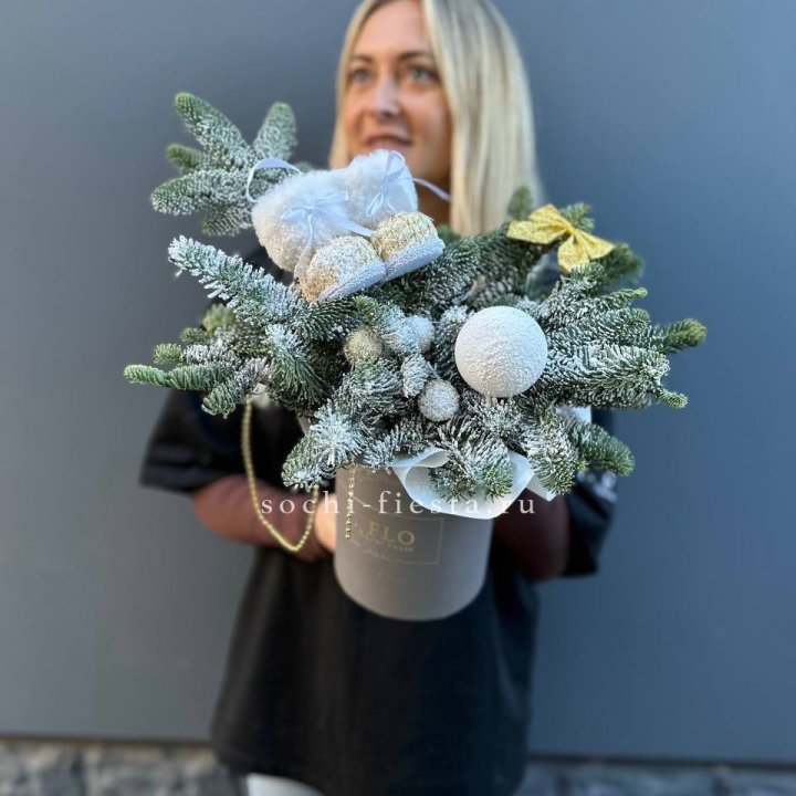 Новогодний бокс "Ботс голд" в Великом Новгороде