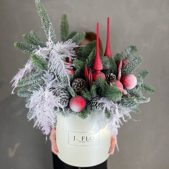 Цилиндр новый год №3 в Великом Новгороде