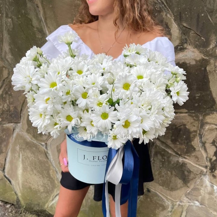 Коробка с хризантемами №2 в Великом Новгороде