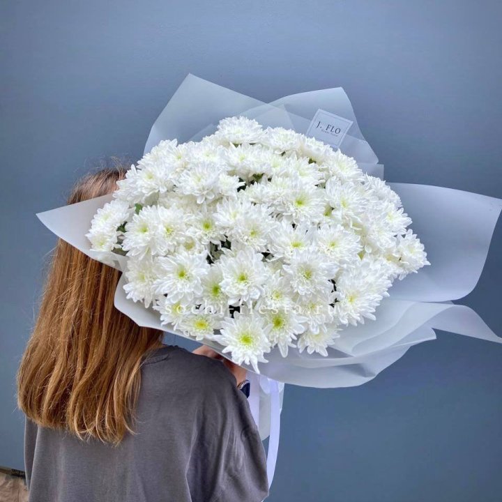 Букет хризантем "Белая снежинка" в Великом Новгороде