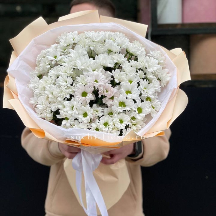  Букет хризантем в Великом Новгороде