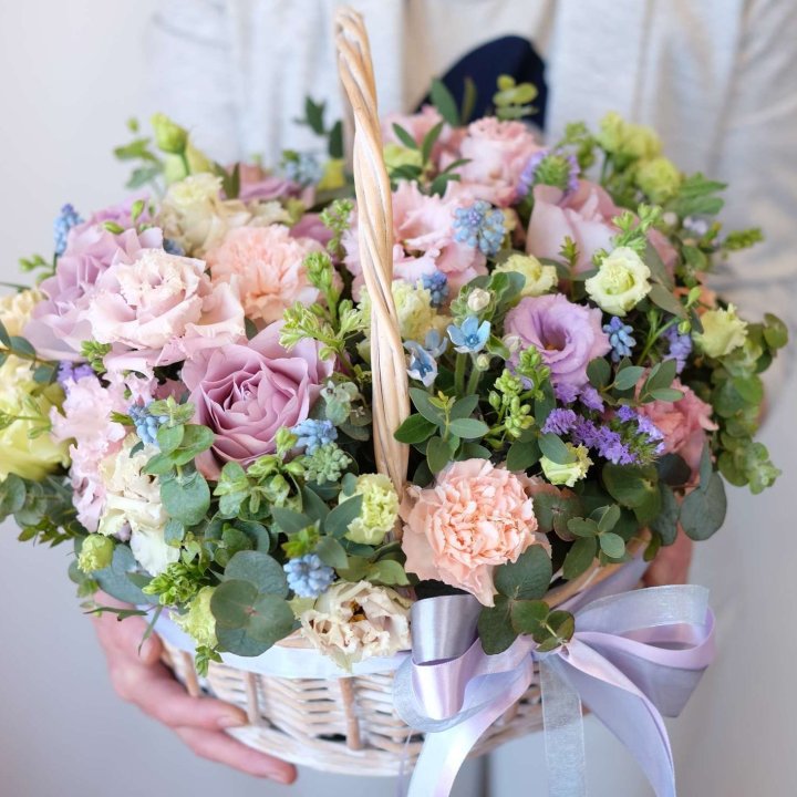 Авторская корзина №1 в Великом Новгороде