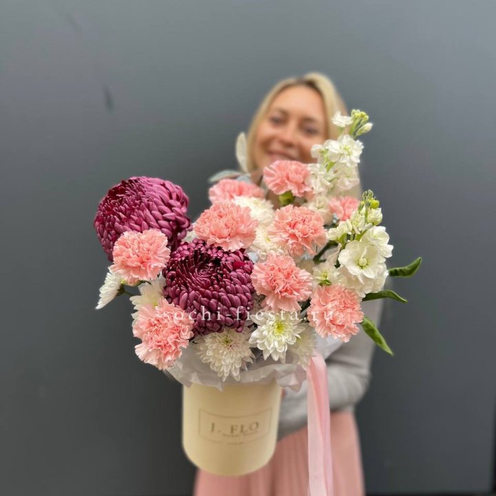 Цветочный бокс №4 в Великом Новгороде