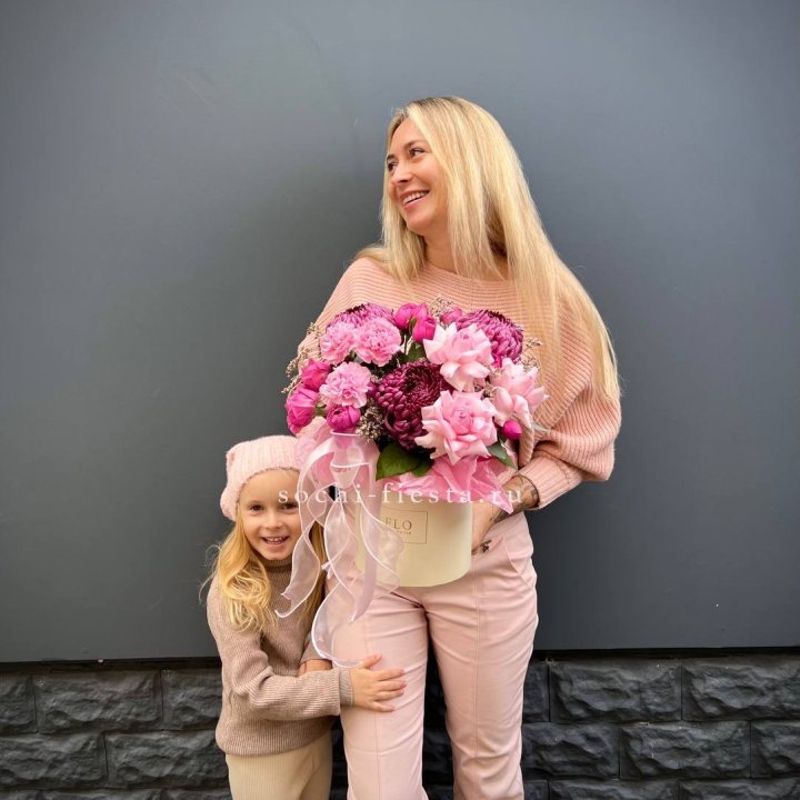 Цветочный бокс "Альба" в Великом Новгороде