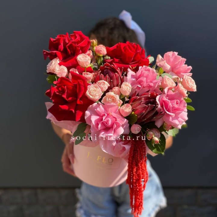 Дизайнерский цилиндр "Густо" в Великом Новгороде