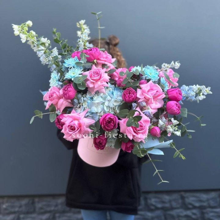 Авторская шляпная коробка в Великом Новгороде