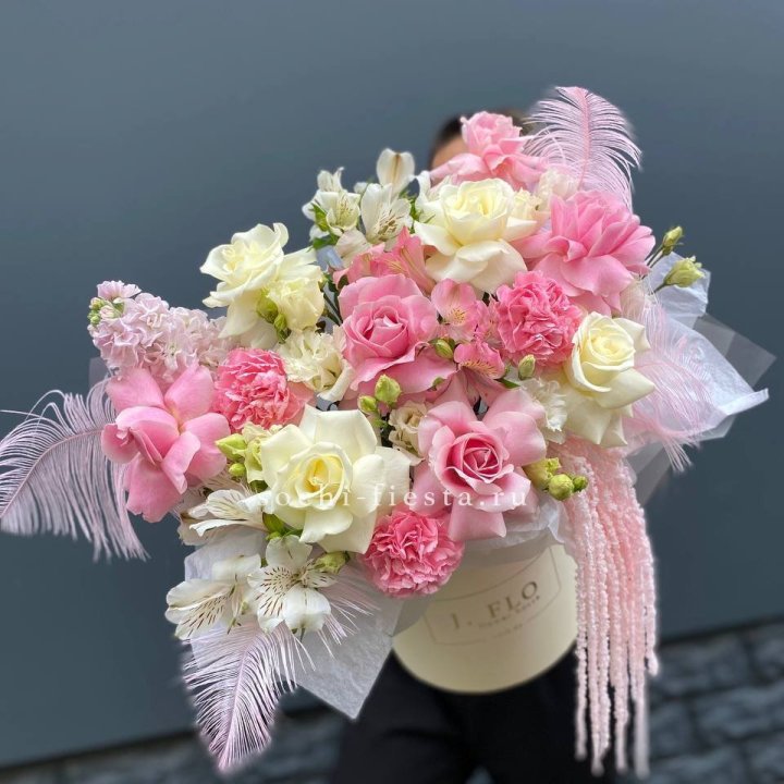 Дизайнерский бокс "Ловели" в Великом Новгороде