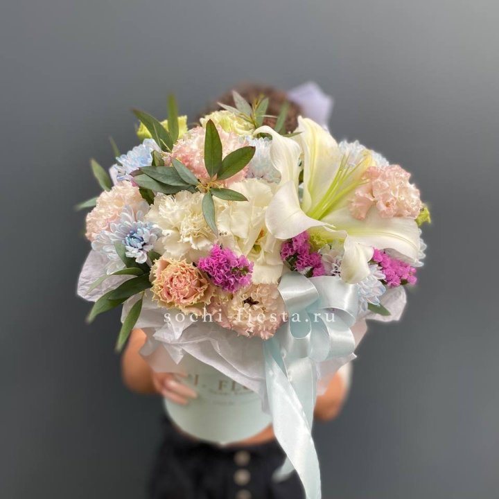 Дизайнерский цилиндр "Лилия" в Великом Новгороде