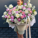 Заказать БОЛЬШИЕ БУКЕТЫ в Великом Новгороде с доставкой и по самым низким ценам