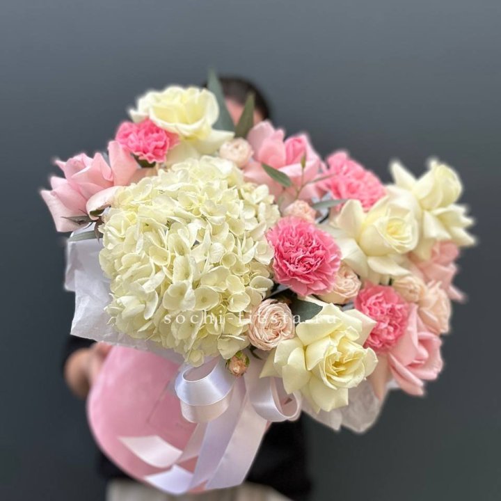 Дизайнерский цилиндр №5 в Великом Новгороде