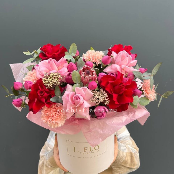 Бокс "Нежная страсть" в Великом Новгороде