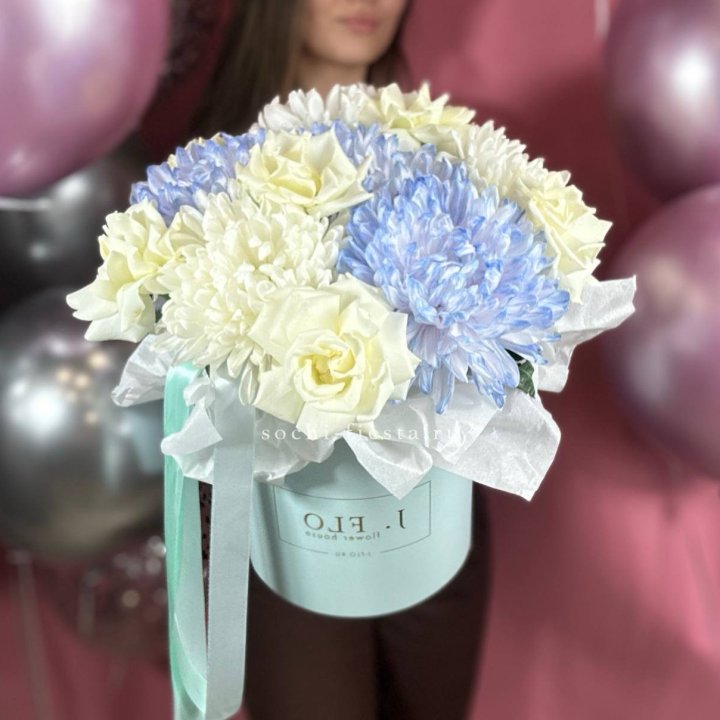 Коробка с цветами "Вольта" в Великом Новгороде