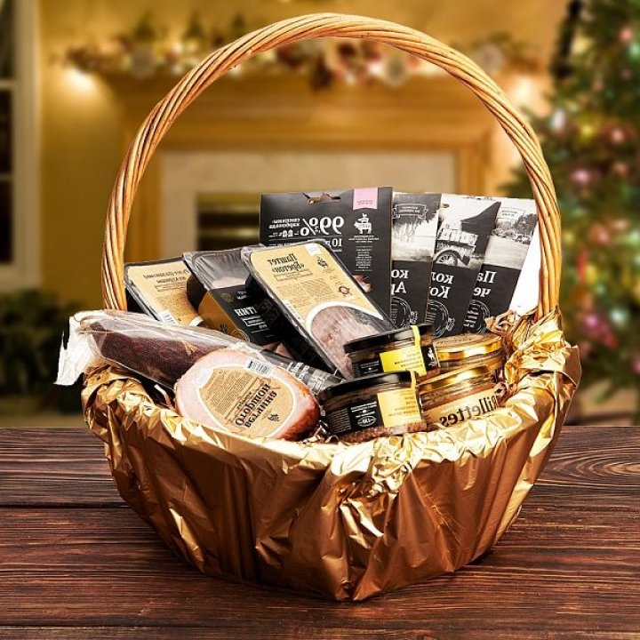 Гастрономическая корзина иксель в Великом Новгороде