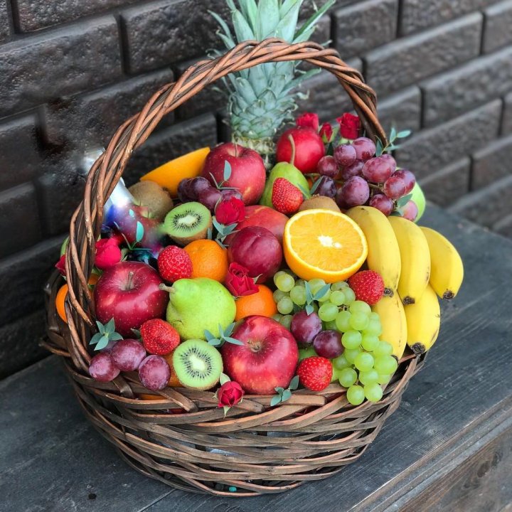 Фруктовая корзина №2 в Великом Новгороде