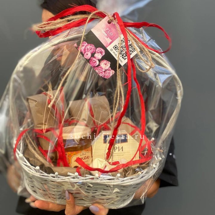 Сырная корзина в Великом Новгороде