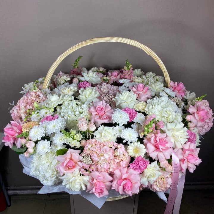 Авторская корзина №2 в Великом Новгороде