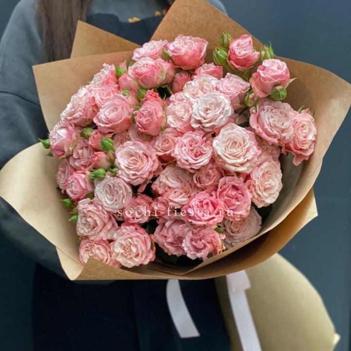 Пионовидные розы Bombastic №2 в Великом Новгороде