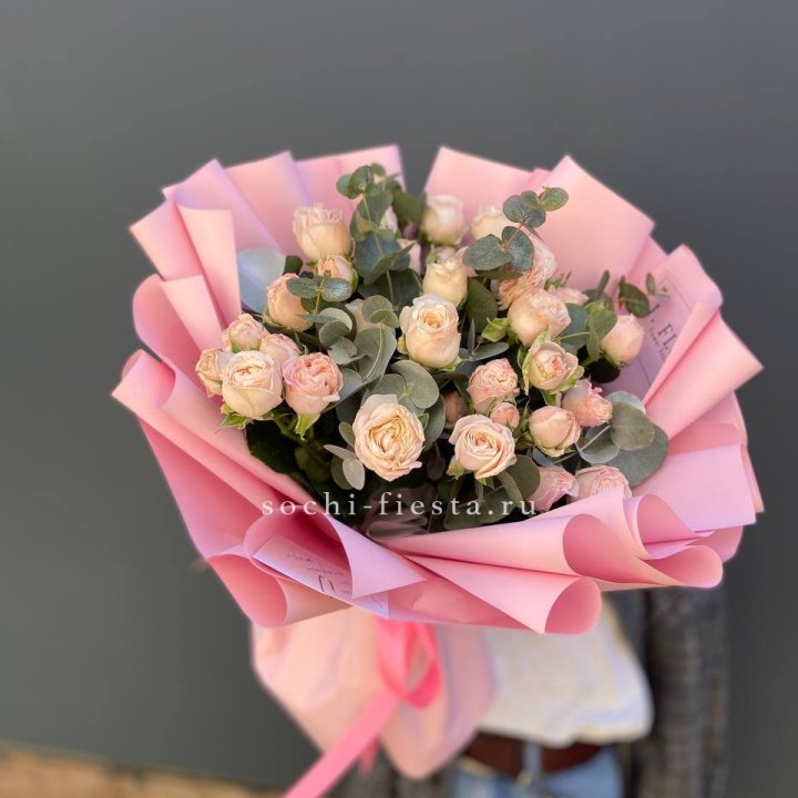 Букет пионовидных роз Cute Love в Великом Новгороде